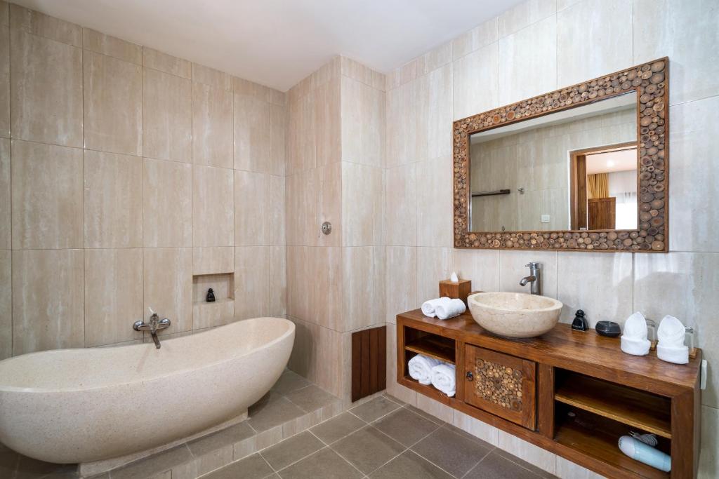 kamar_mandi_suite